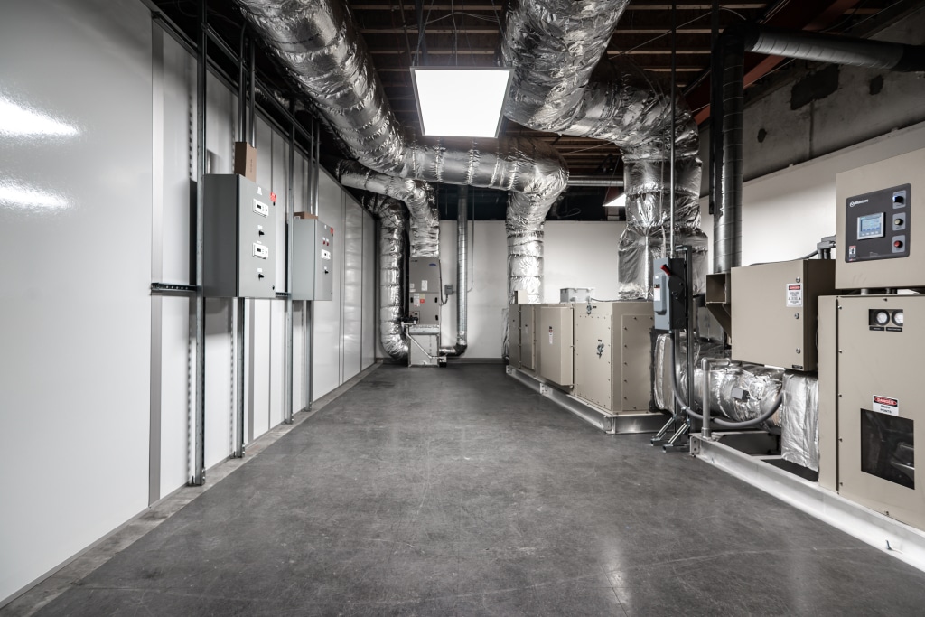 7 Key Advantages of Modular Aerospace Cleanrooms An HVAC system for a modular cleanroom.